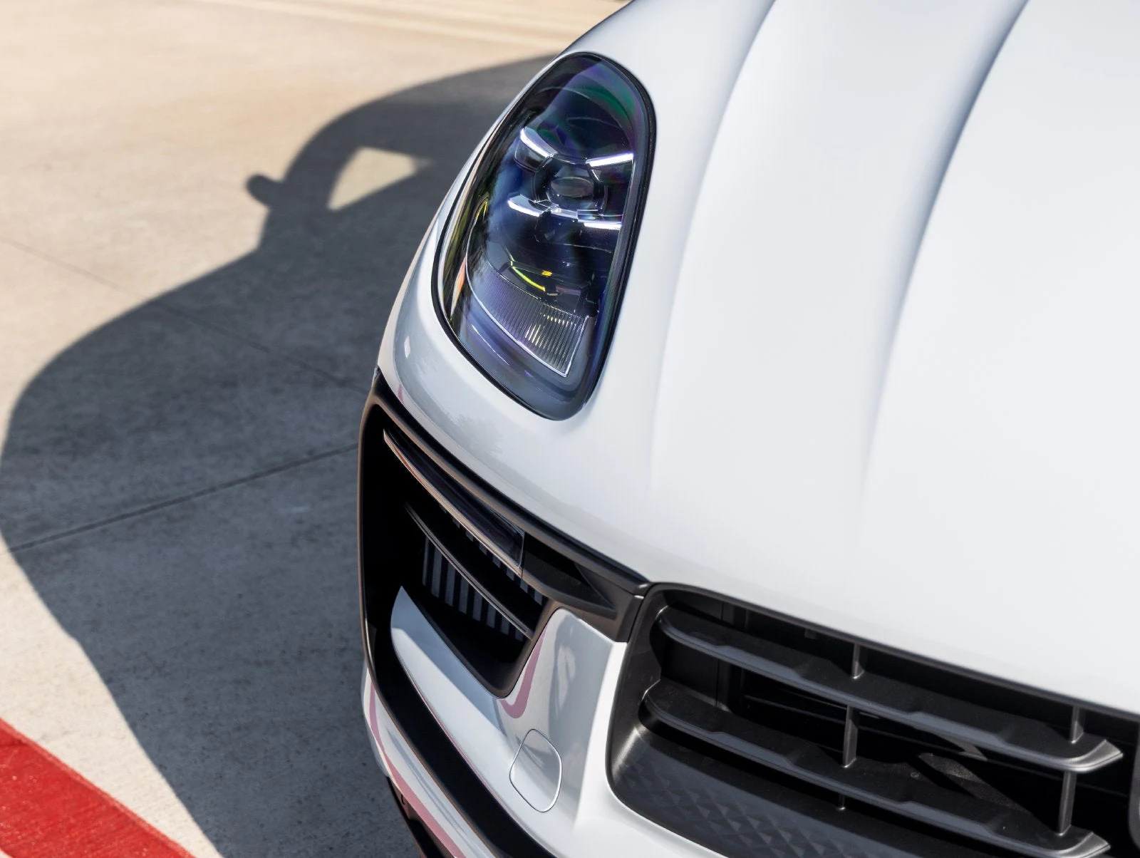 2026 Porsche Macan S (95B), 18/20