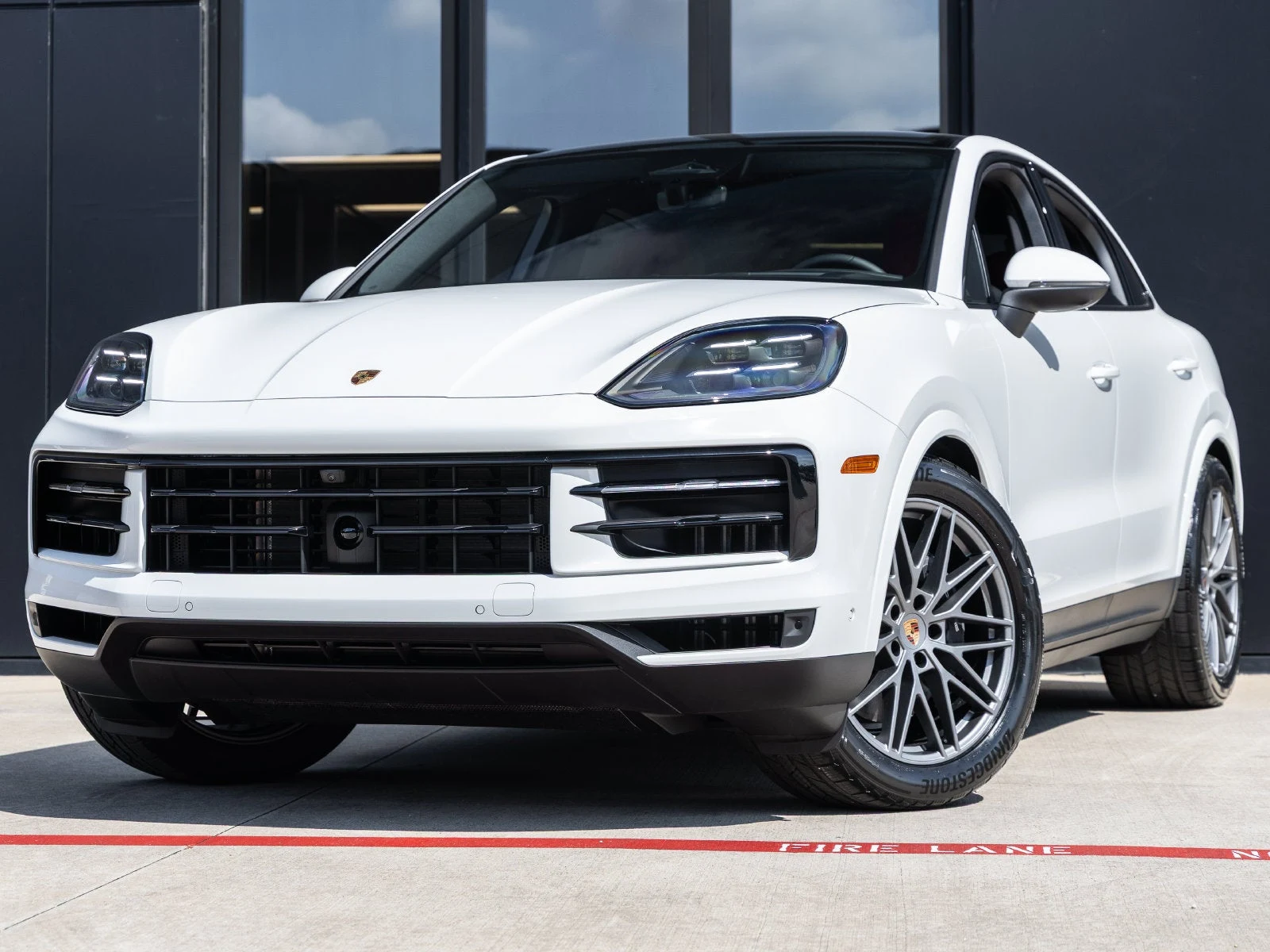 Porsche Cayenne Coupé (3rd Generation) · white · Indigo Auto Group