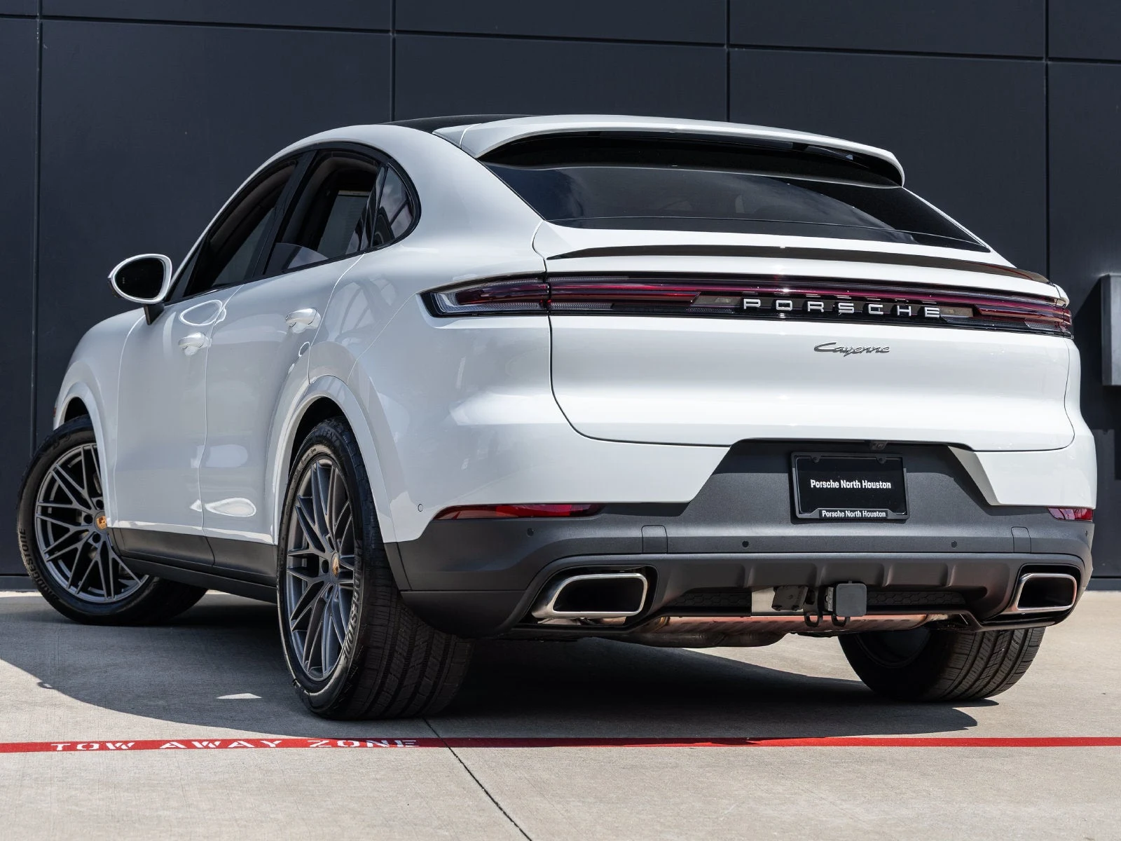 2026 Porsche Cayenne Coupé (3rd Generation), 3/20