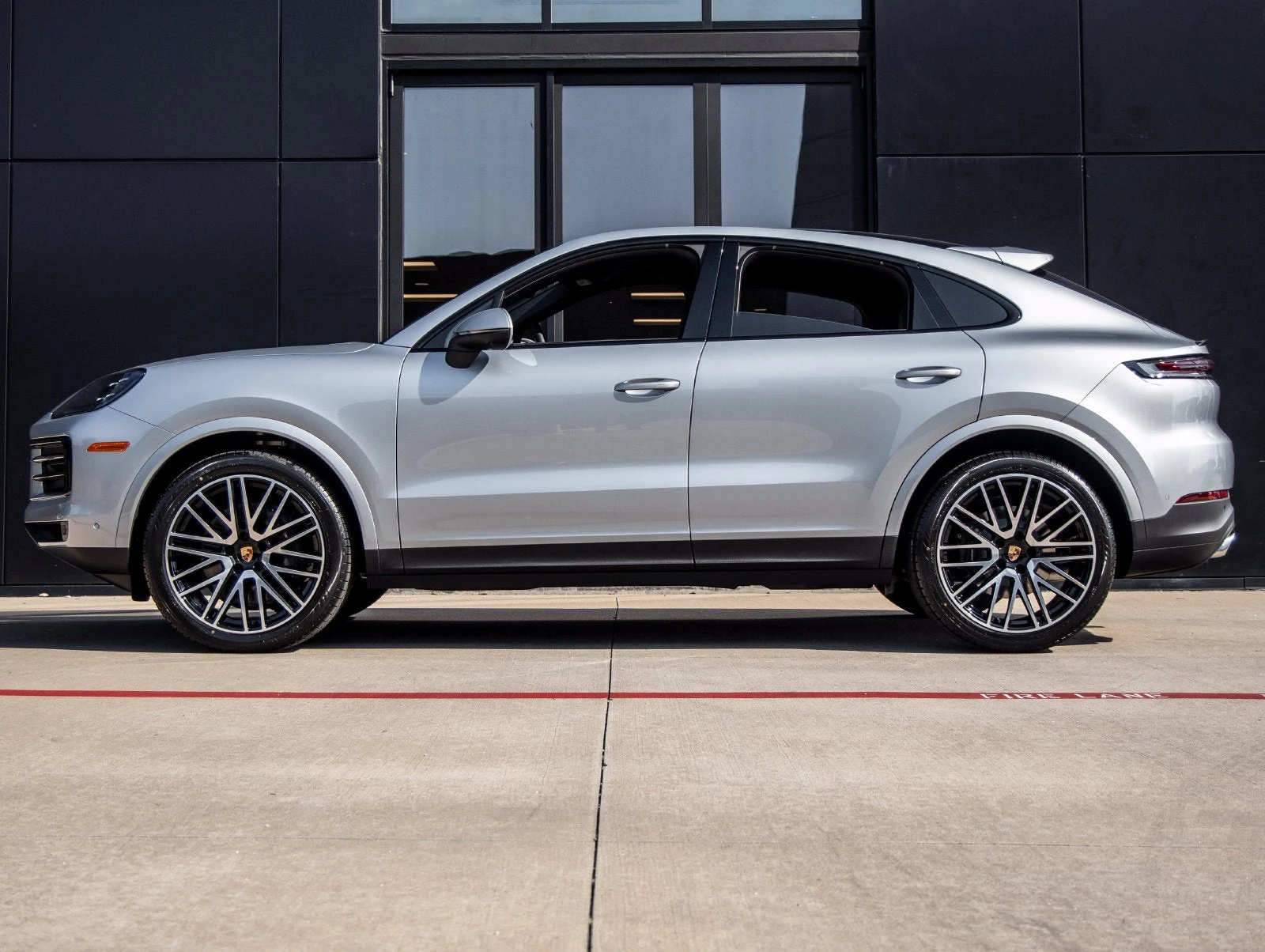 2026 Porsche Cayenne Coupé (3rd Generation), 2/20