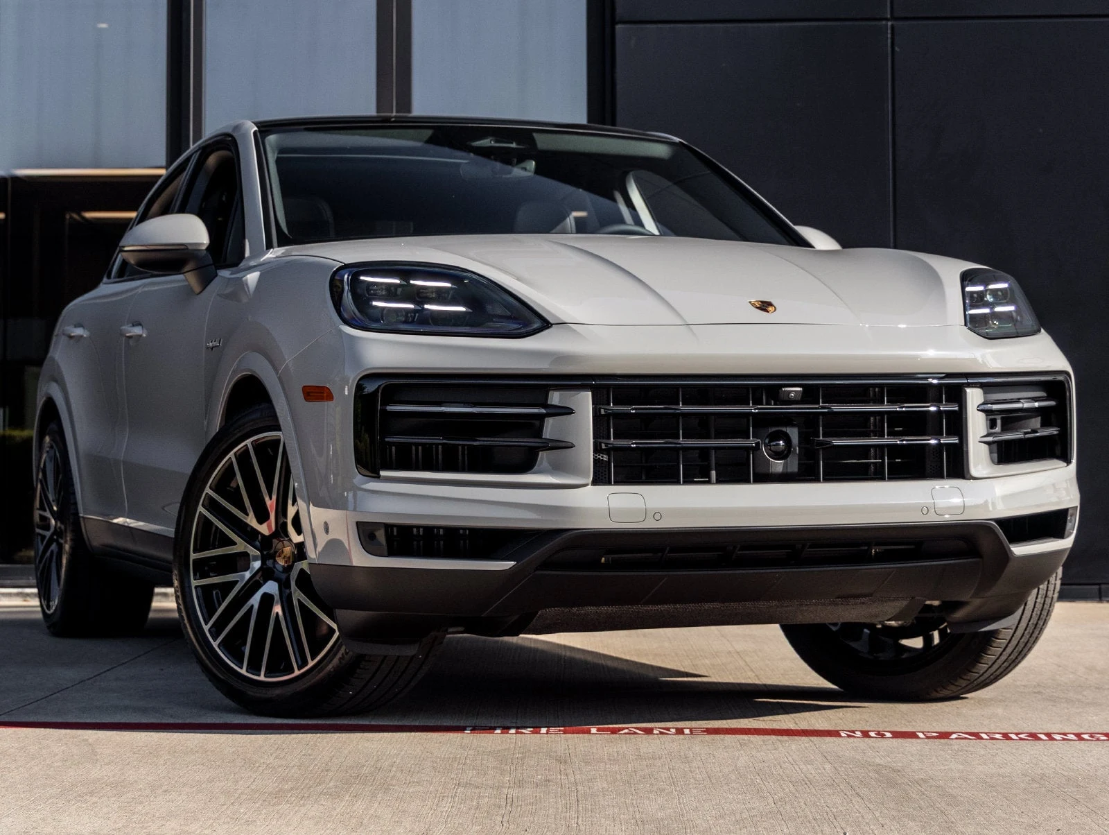 2026 Porsche Cayenne E-Hybrid Coupé (3rd Generation), 6/20