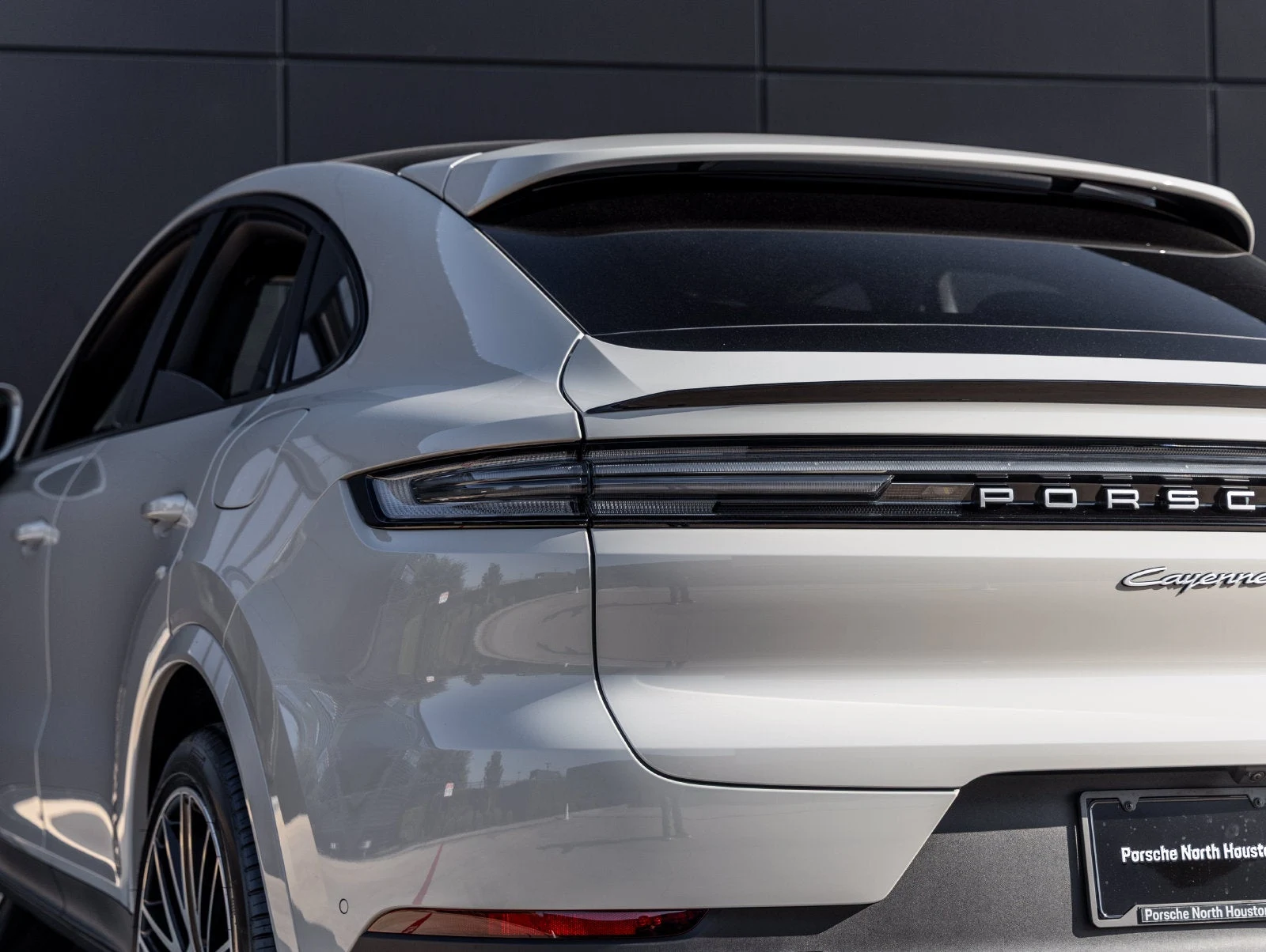 2026 Porsche Cayenne E-Hybrid Coupé (3rd Generation), 14/20