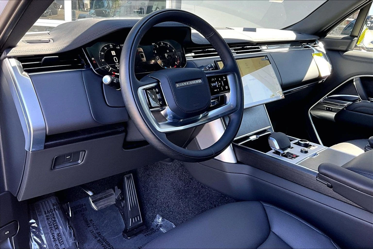 2027 Land Rover Range Rover SE LWB (L460), 6/15