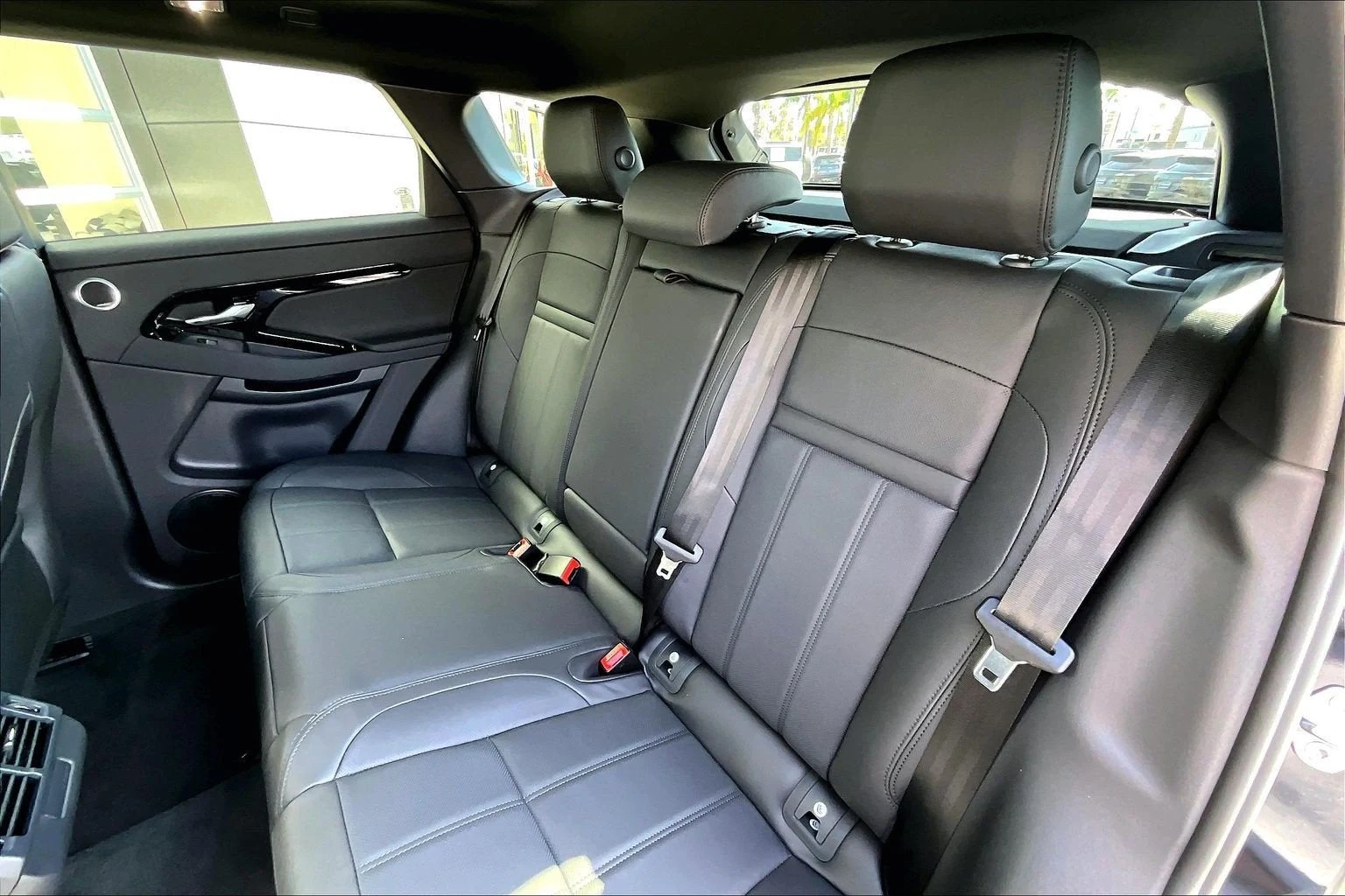 2026 Land Rover Range Rover Evoque S (L551), 10/14