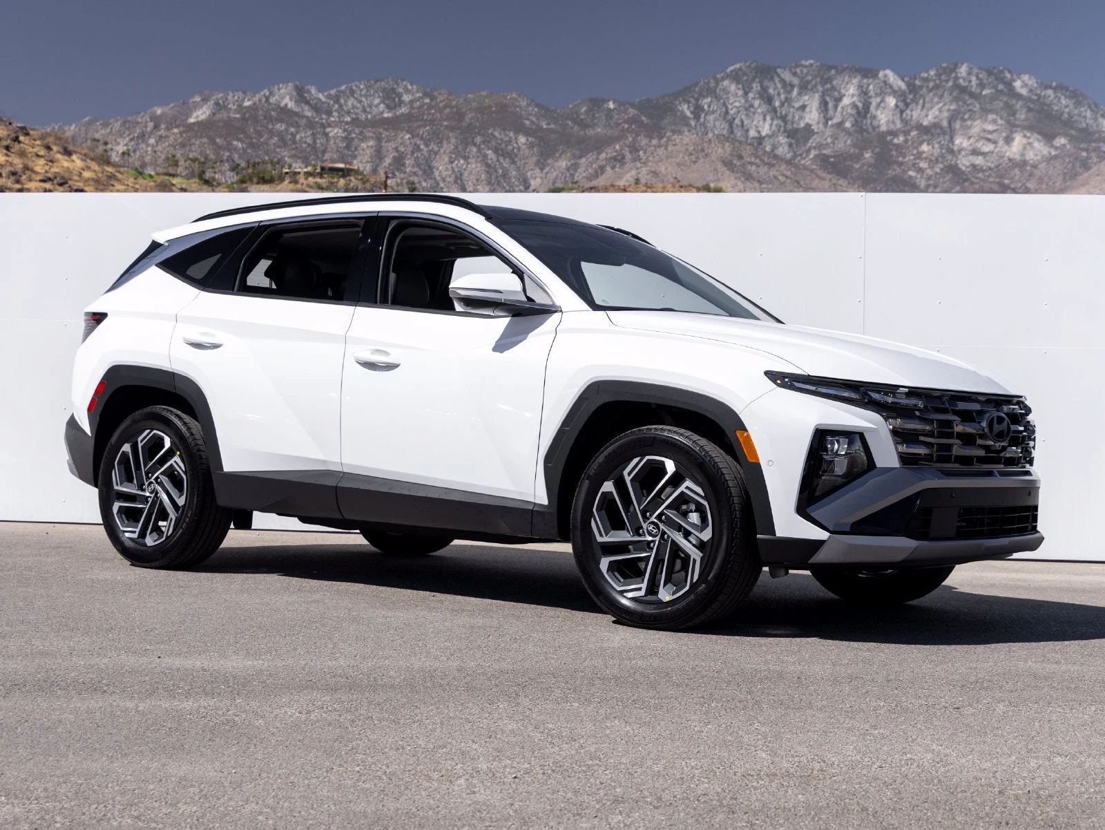 2026 Hyundai Tucson Hybrid Limited (2025 Update), 8/20