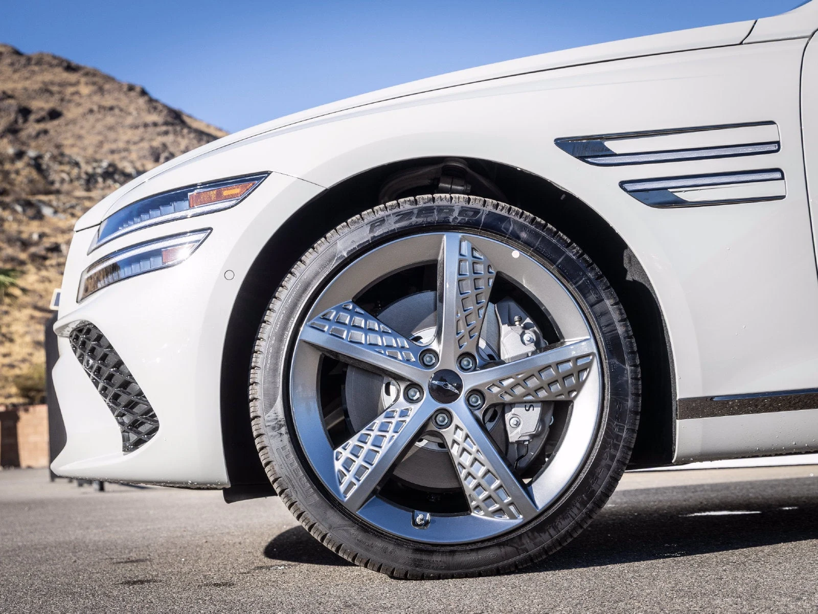2027 Genesis G80 2.5T Sport Prestige (2024 Update), 5/20