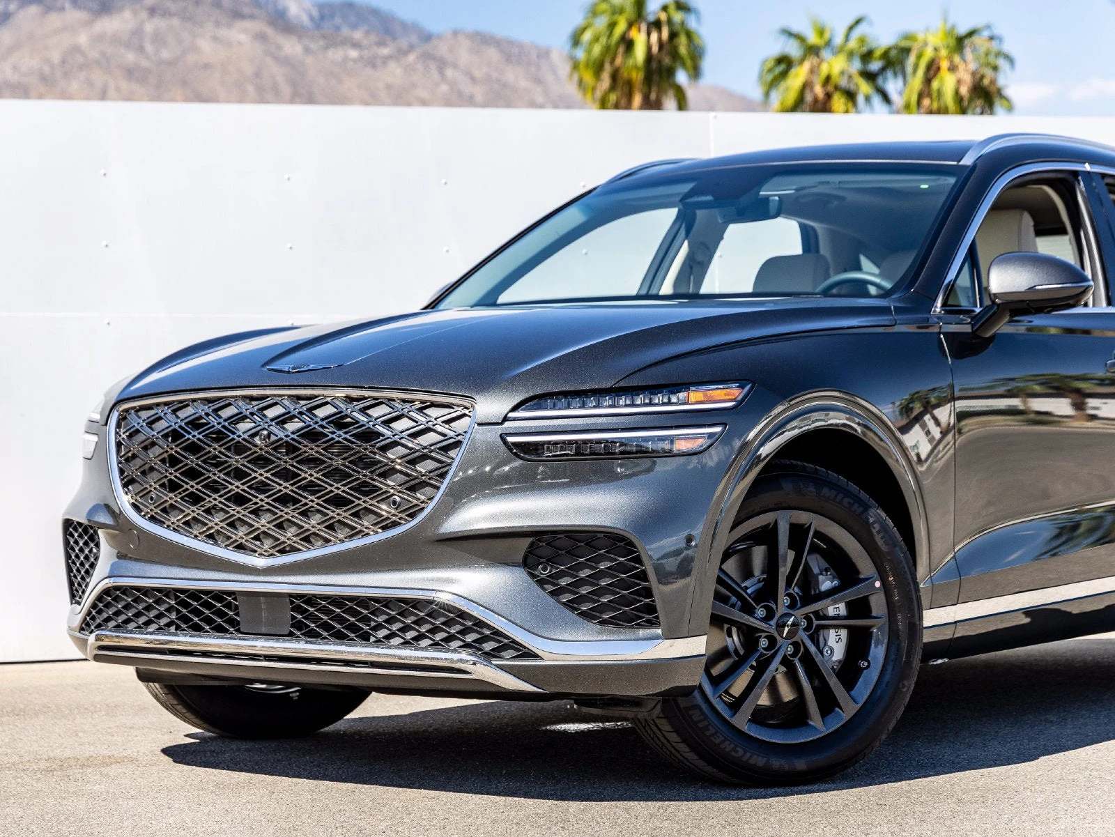 2027 Genesis GV70 2.5T Advanced (2024 Update), 2/20