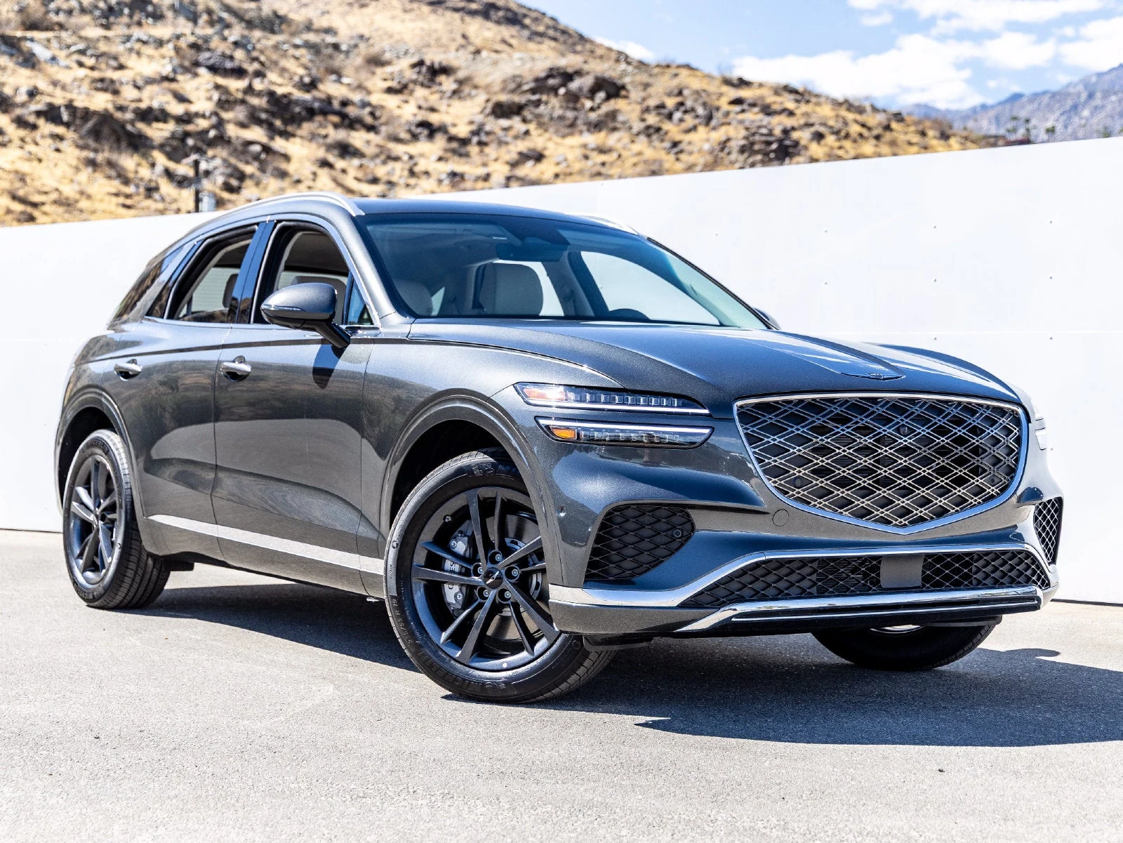 2027 Genesis GV70 2.5T Advanced (2024 Update), 5/20