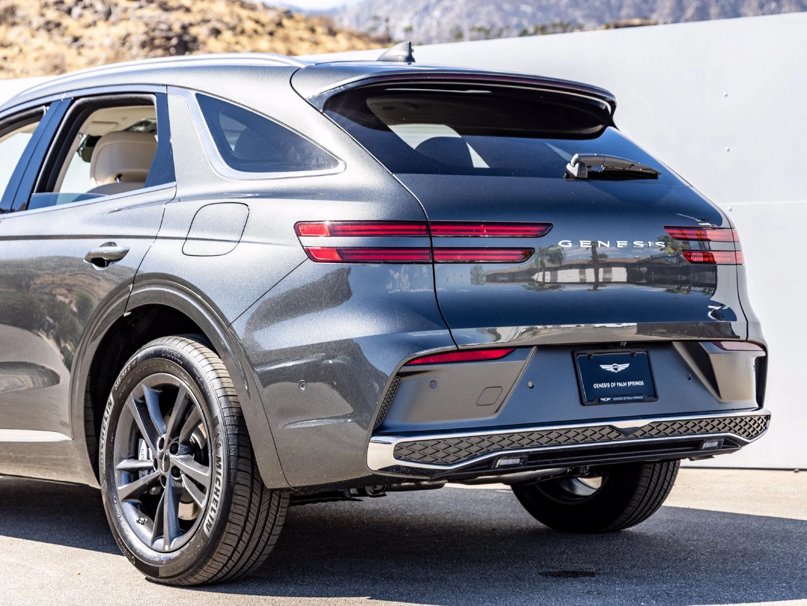 2027 Genesis GV70 2.5T Advanced (2024 Update), 8/20