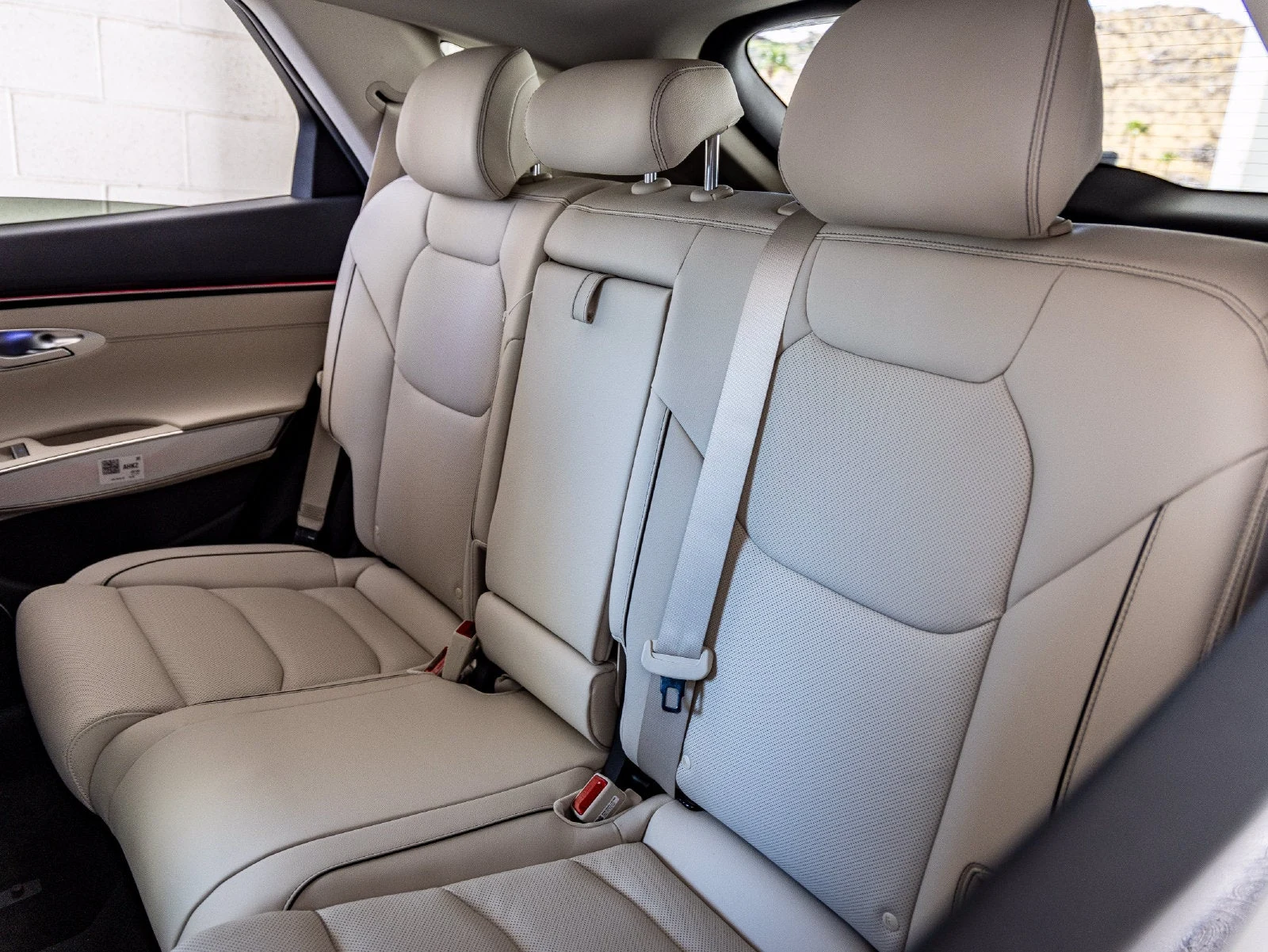 2027 Genesis GV70 2.5T Advanced (2024 Update), 19/20