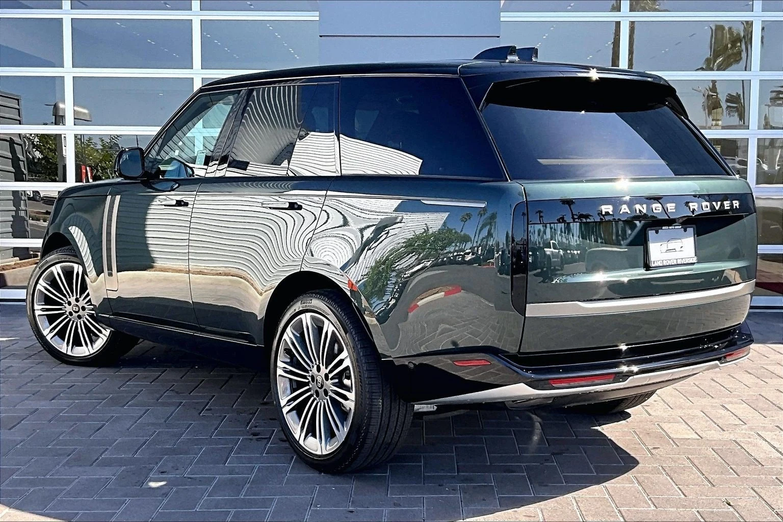 2027 Land Rover Range Rover SE (L460), 3/14
