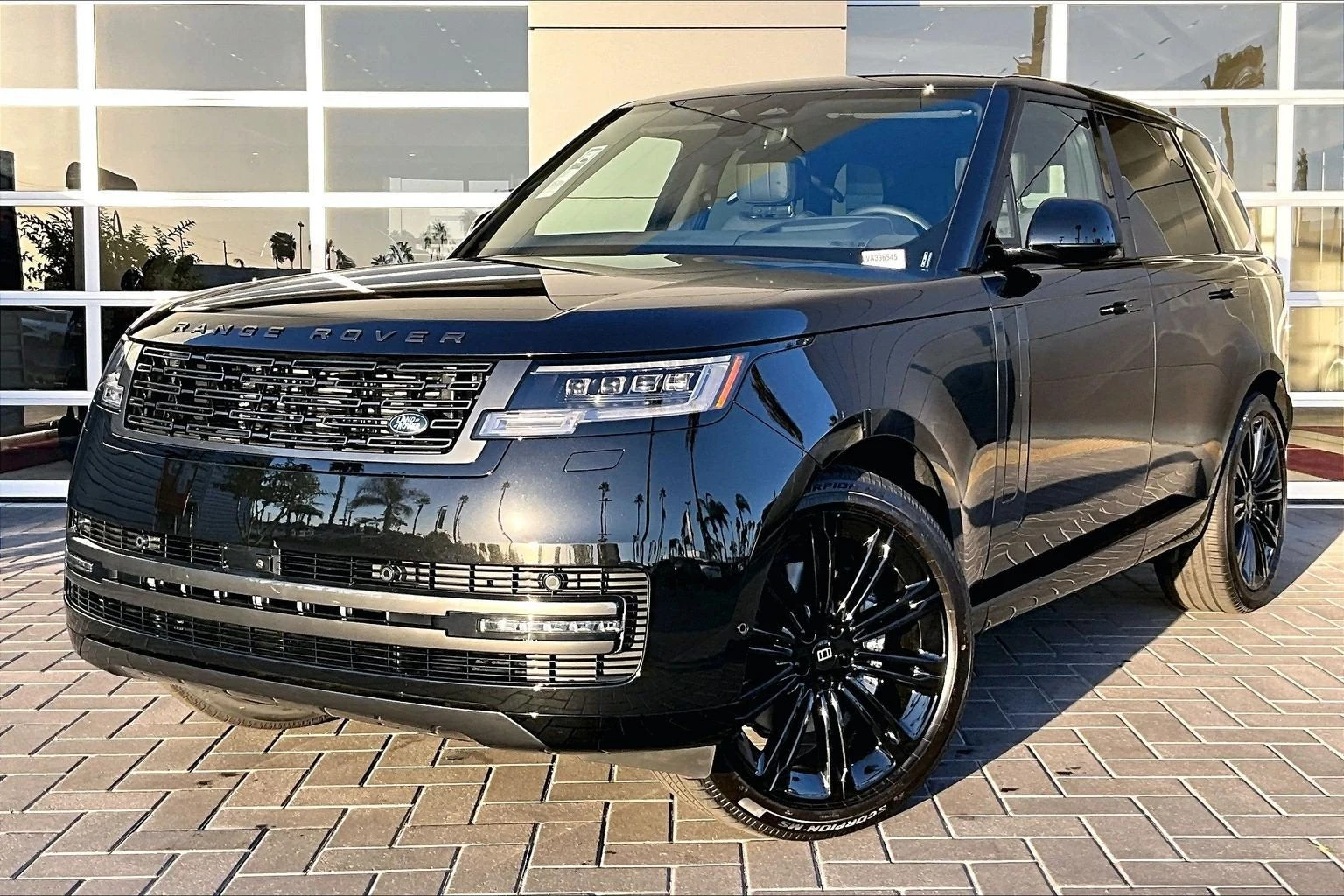 Land Rover Range Rover SE (L460) · Santorini Black · Indigo Auto Group