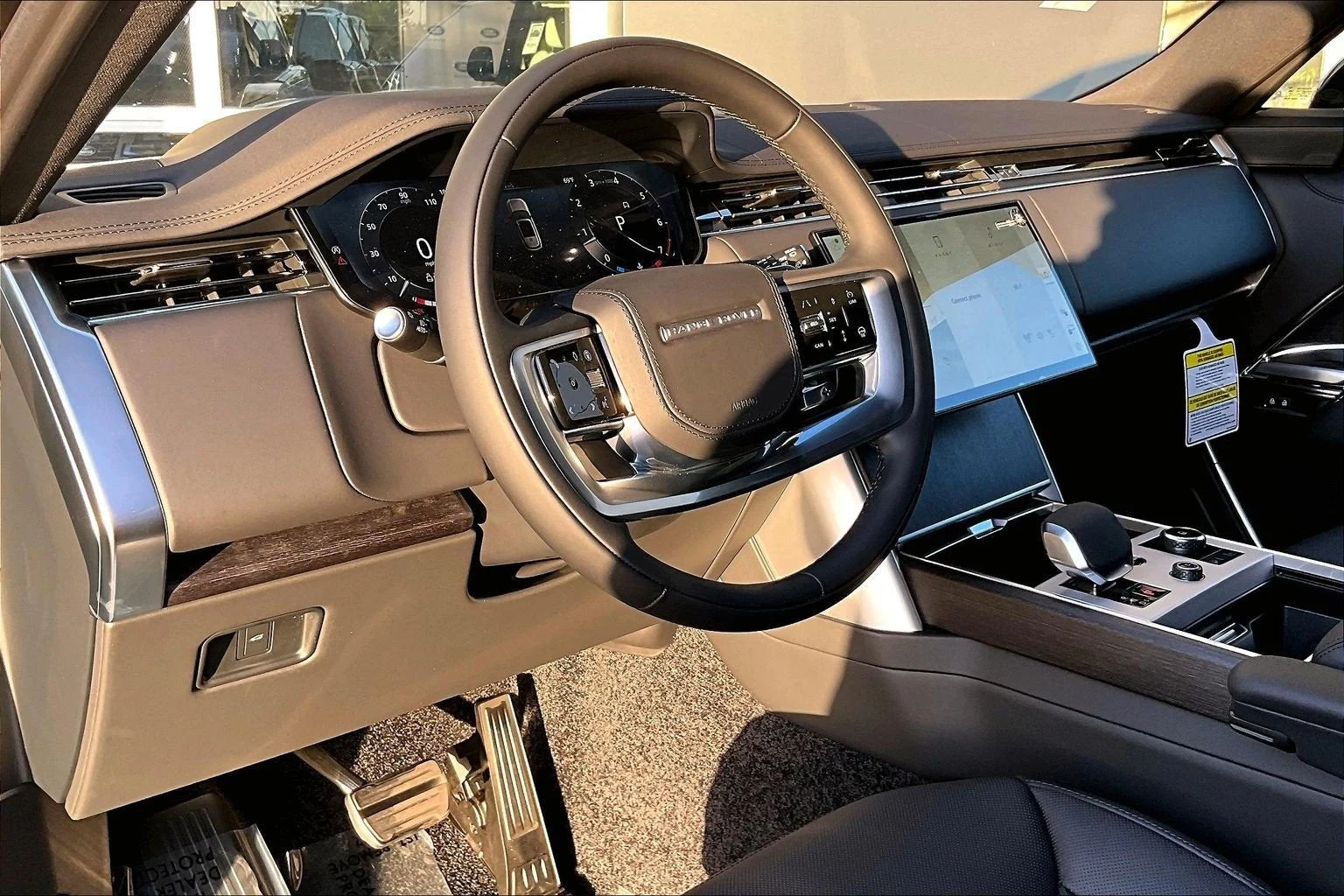 2027 Land Rover Range Rover SE (L460), 6/14
