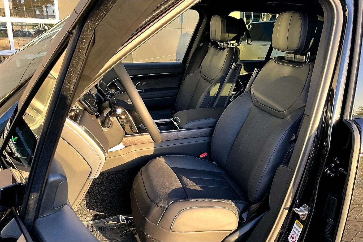2027 Land Rover Range Rover SE (L460), 9/14