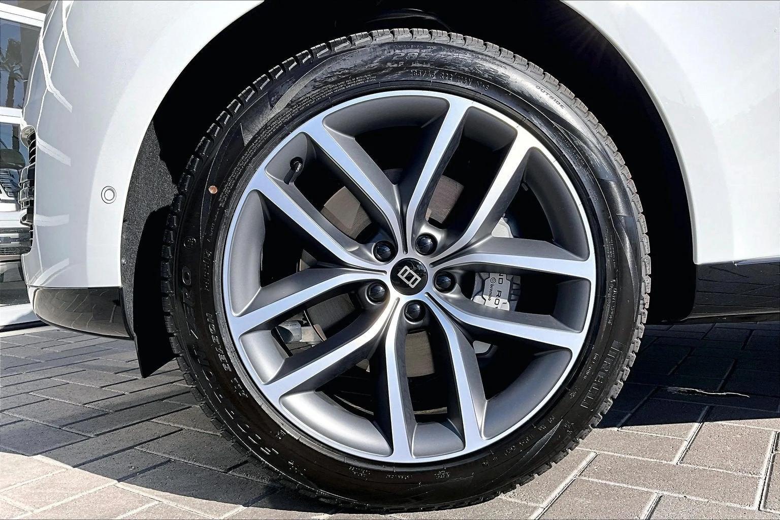 2027 Land Rover Range Rover SE (L460), 12/14