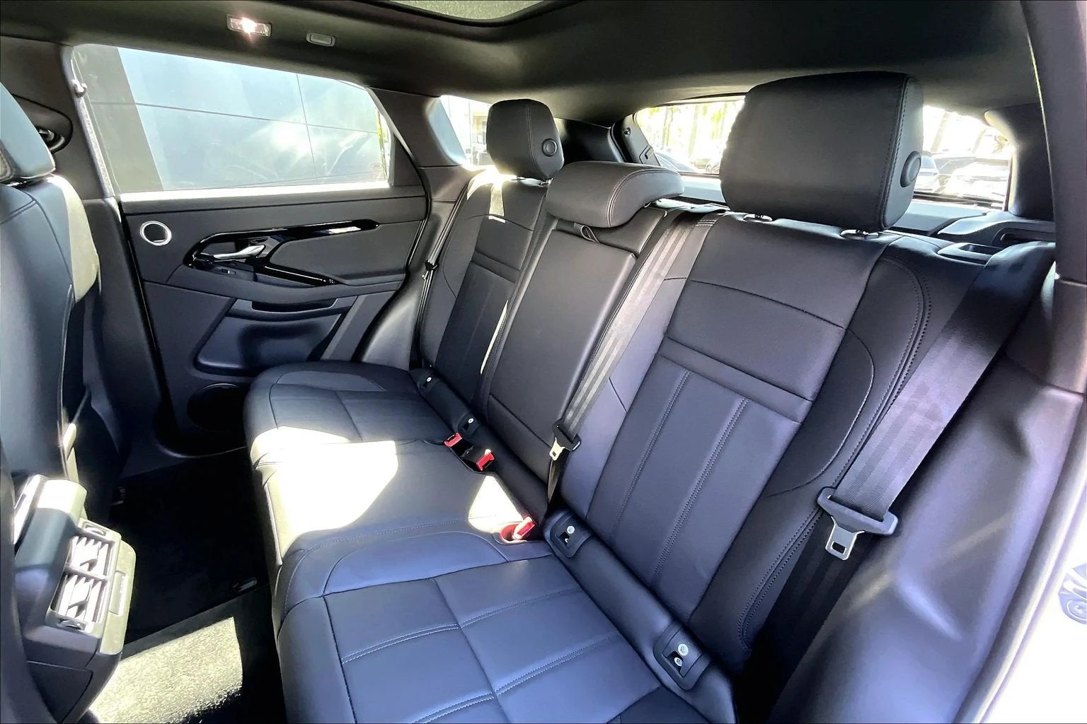 2026 Land Rover Range Rover Evoque S (L551), 10/14