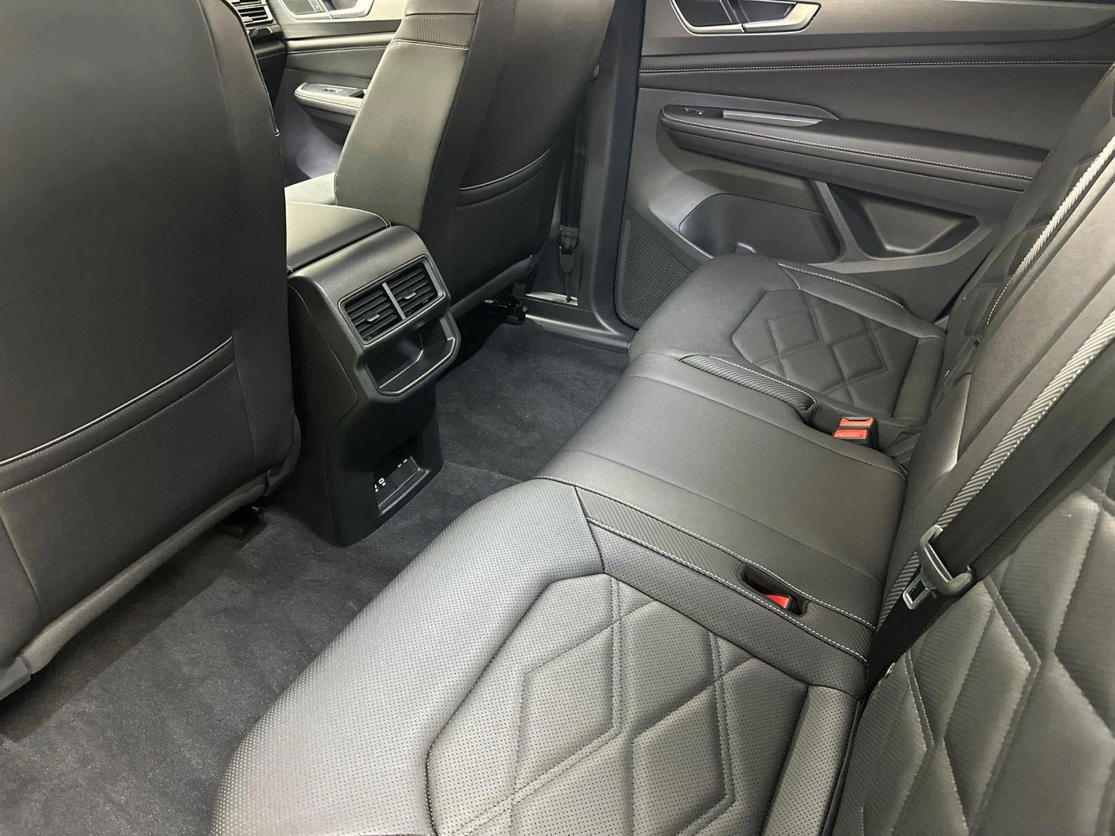 2026 Volkswagen Atlas Cross Sport 2.0T SE with Technology (2024 Update), 11/20