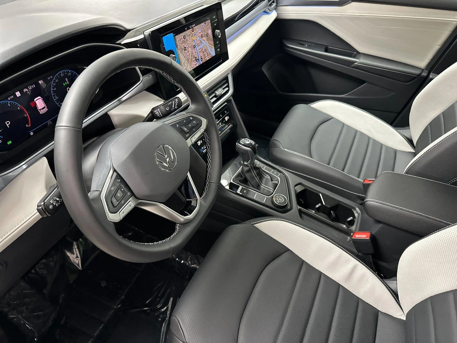 2027 Volkswagen Taos SEL (2025 Update), 9/20