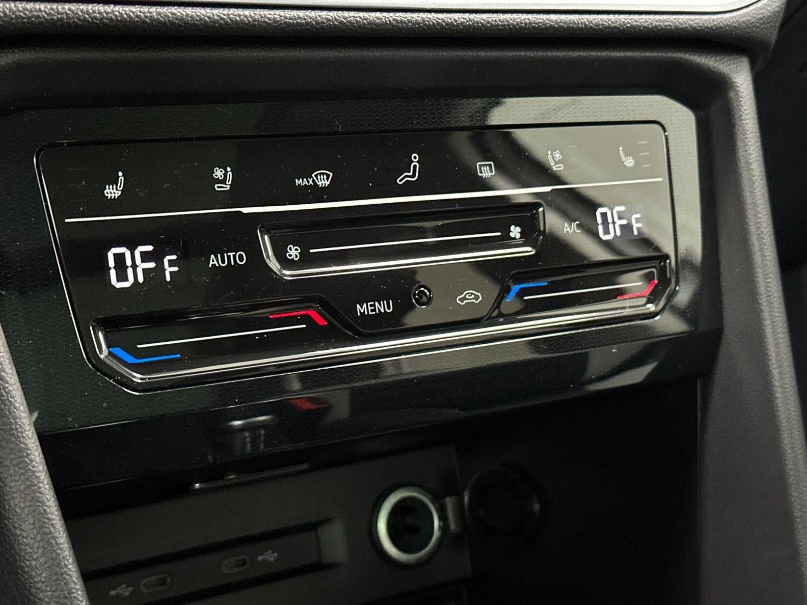 2027 Volkswagen Taos SEL (2025 Update), 20/20