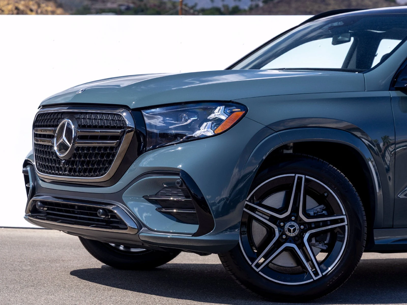 2027 Mercedes-Benz GLS 450 4MATIC (X167), 2/20