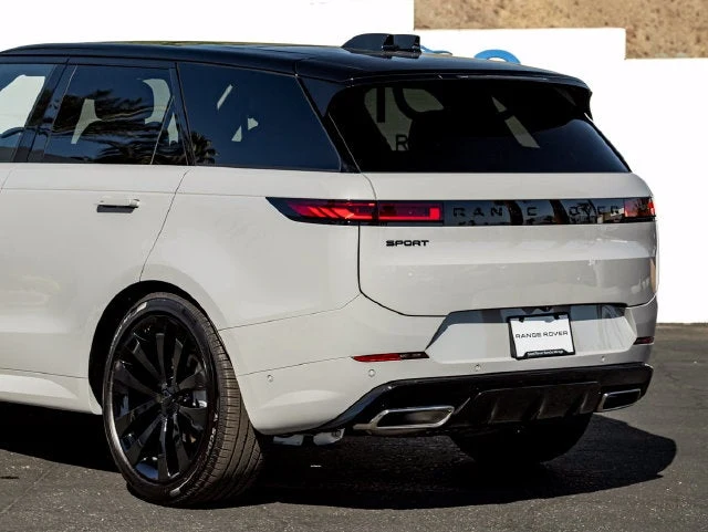 2027 Land Rover Range Rover Sport Dynamic SE (L461), 10/20