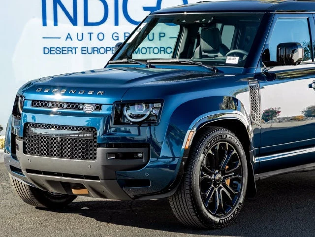 2026 Land Rover Defender OCTA (L663), 2/20