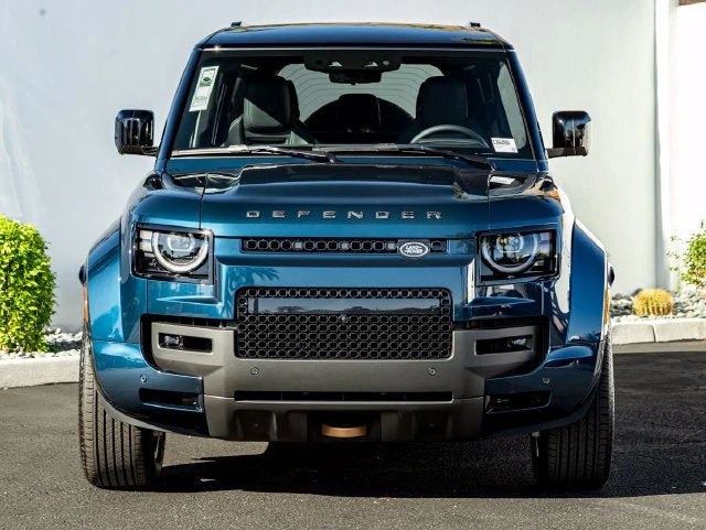 2026 Land Rover Defender OCTA (L663), 3/20
