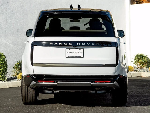 2027 Land Rover Range Rover SE (L460), 8/20