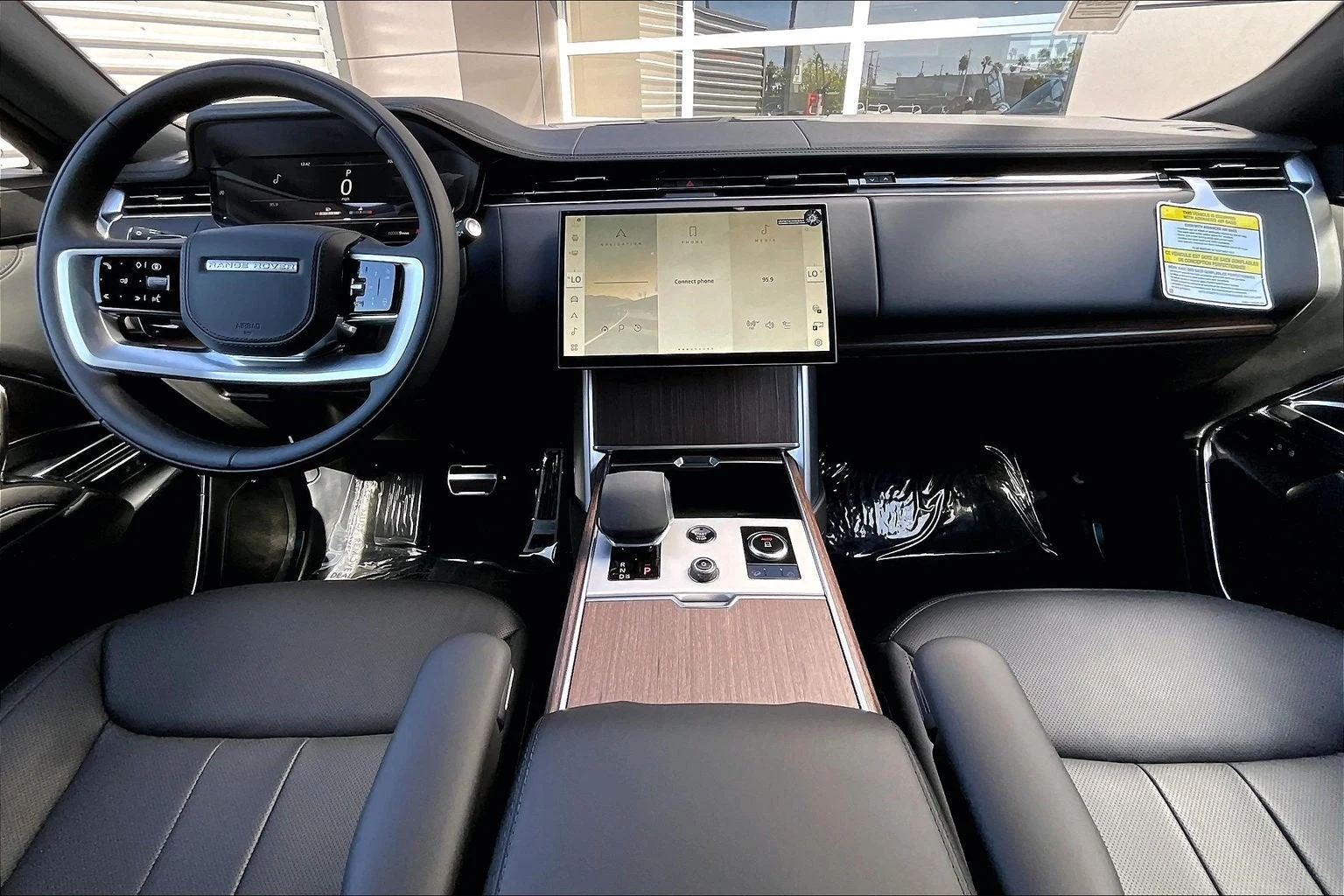 2027 Land Rover Range Rover SE LWB (L460), 5/15