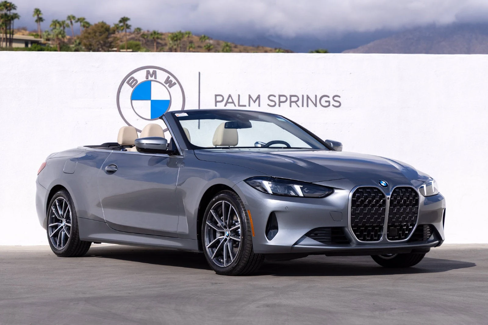2027 BMW 430i Convertible (G23), 2/20