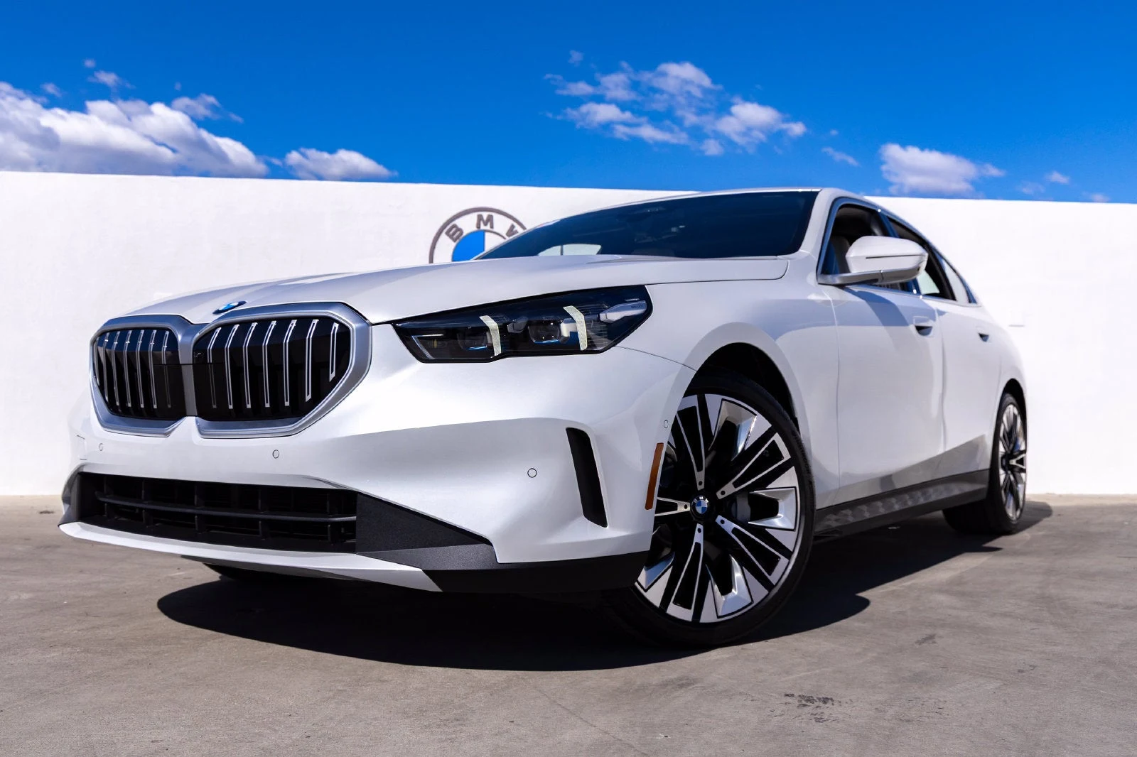 2027 BMW 530i (G60), 8/20