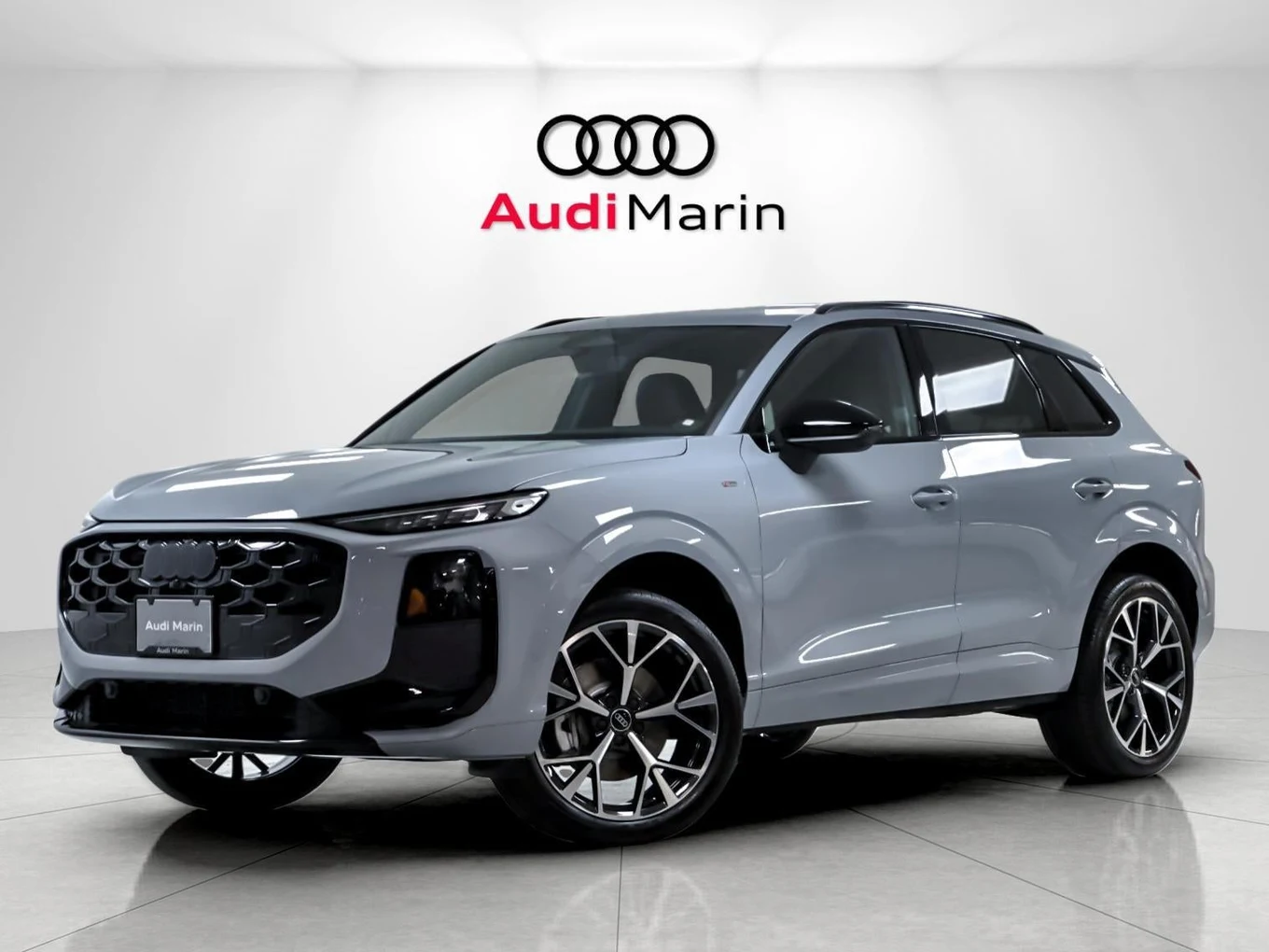 Audi Q3 S line (FJ) · Arrow Gray Pearl Effect · Indigo Auto Group