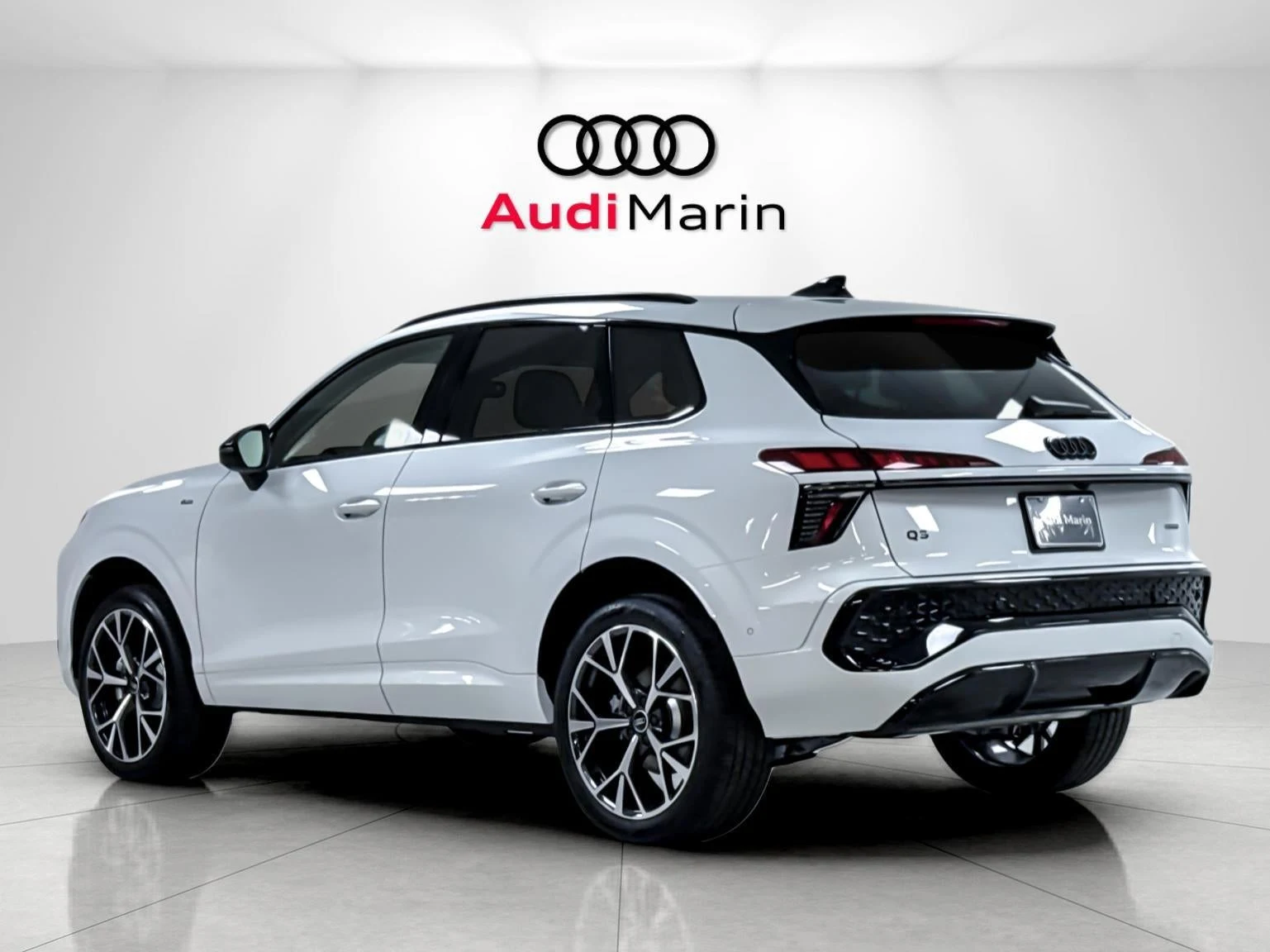 2026 Audi Q3 S line (FJ), 3/20