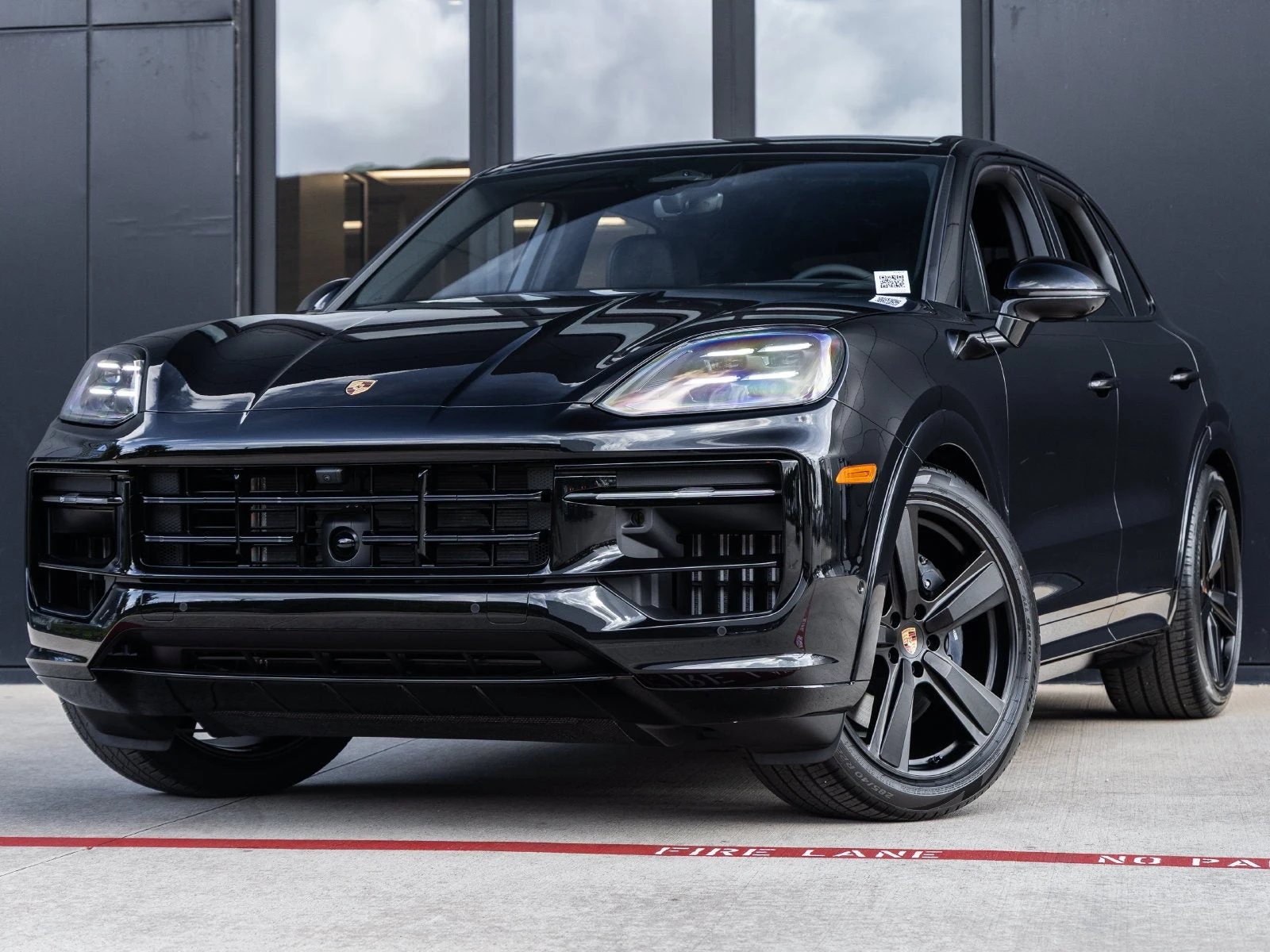 Porsche Cayenne (3rd Generation) · Chromite Black Metallic · Indigo Auto Group