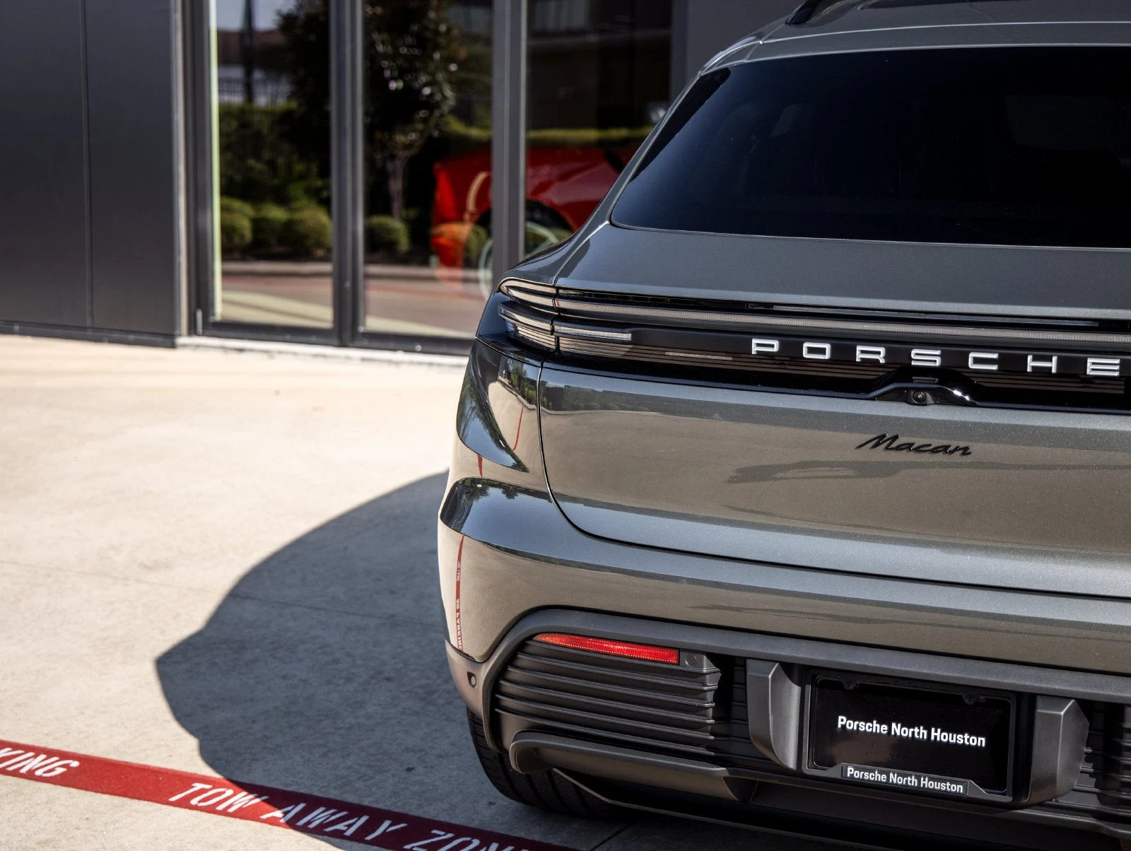 2026 Porsche Macan Electric (XAB), 13/20