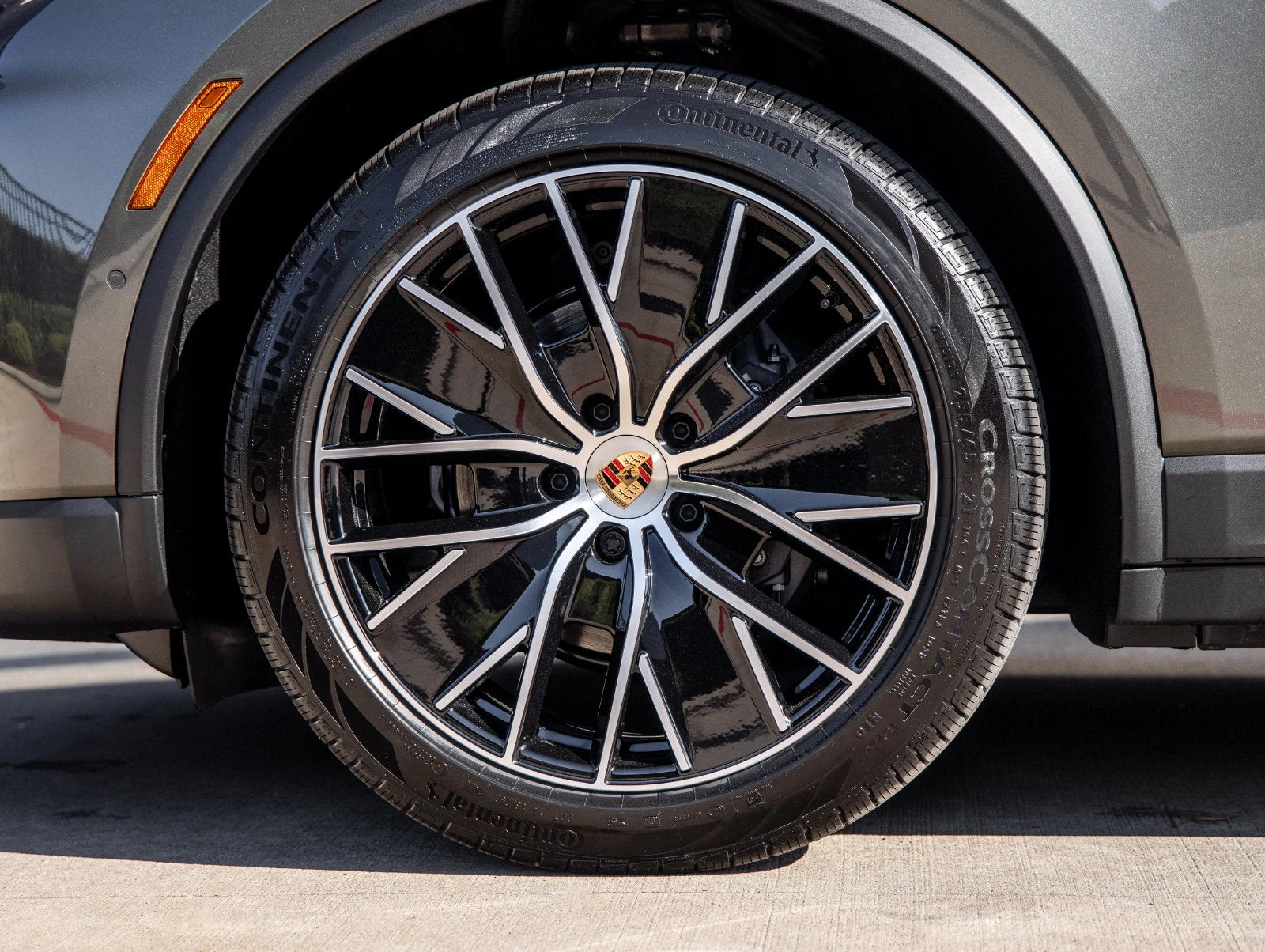 2026 Porsche Macan Electric (XAB), 15/20