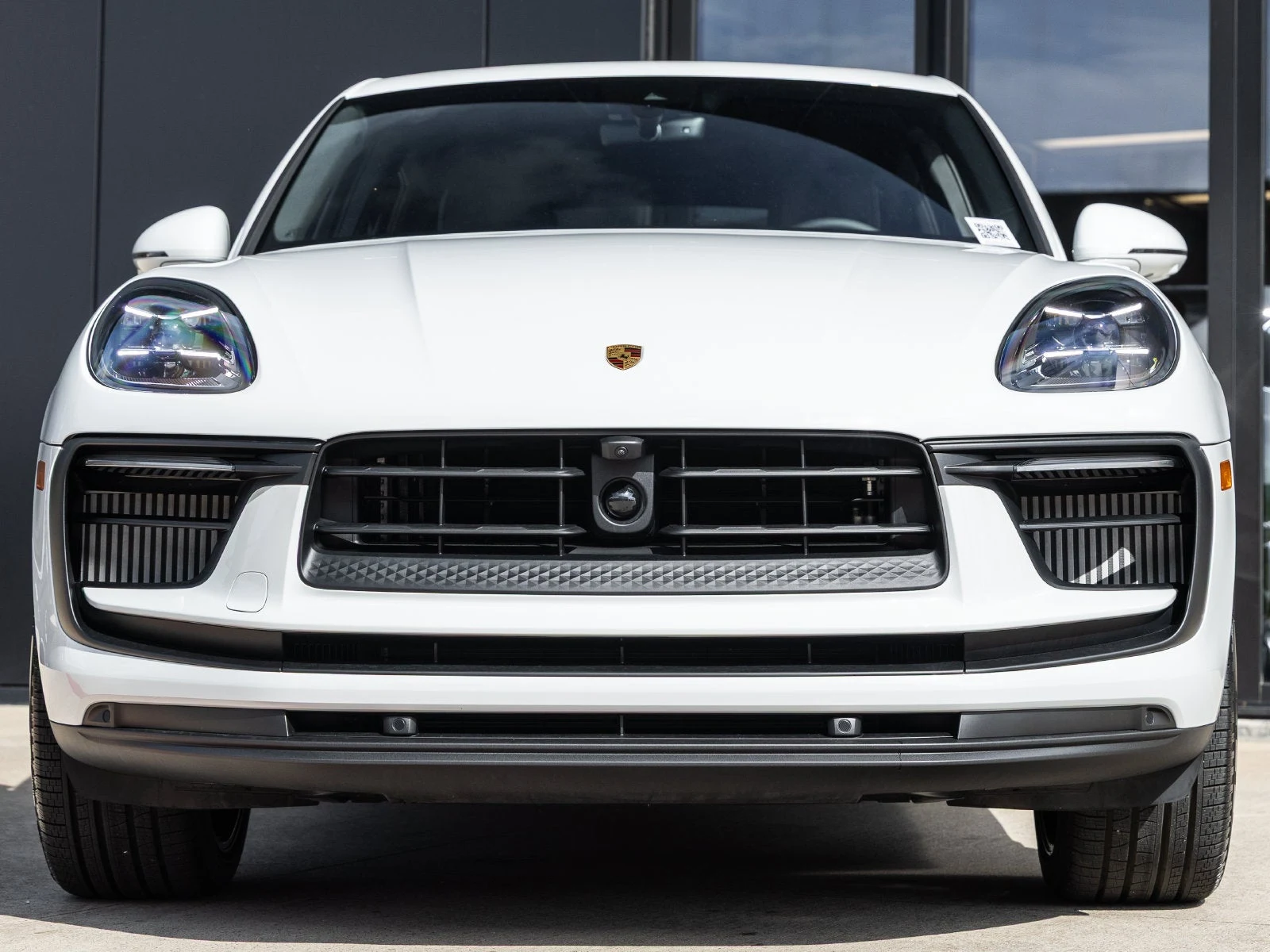 2026 Porsche Macan S (95B), 8/20