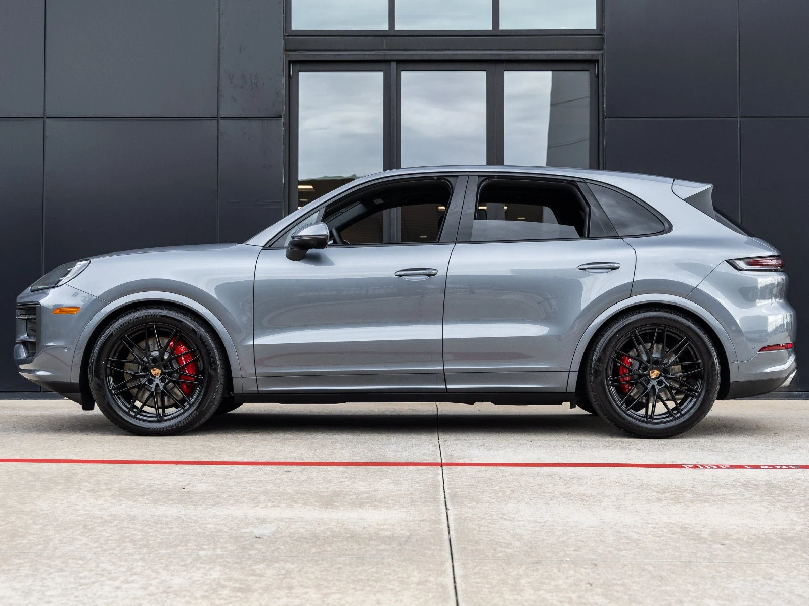 2026 Porsche Cayenne S (3rd Generation), 2/20