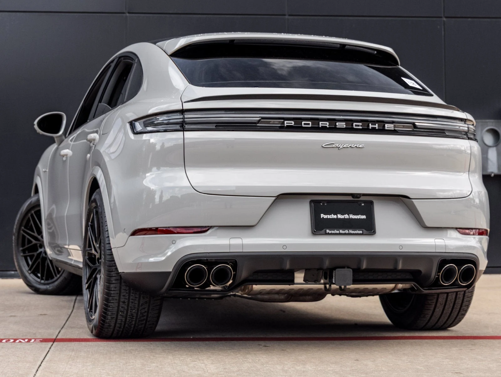 2026 Porsche Cayenne E-Hybrid Coupé (3rd Generation), 3/20
