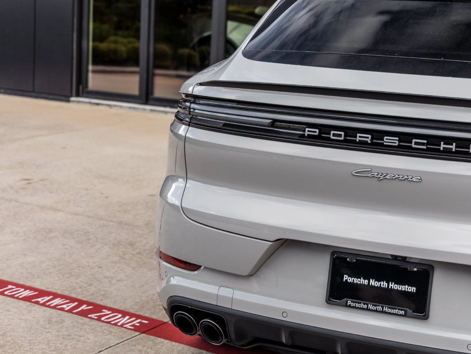 2026 Porsche Cayenne E-Hybrid Coupé (3rd Generation), 13/20
