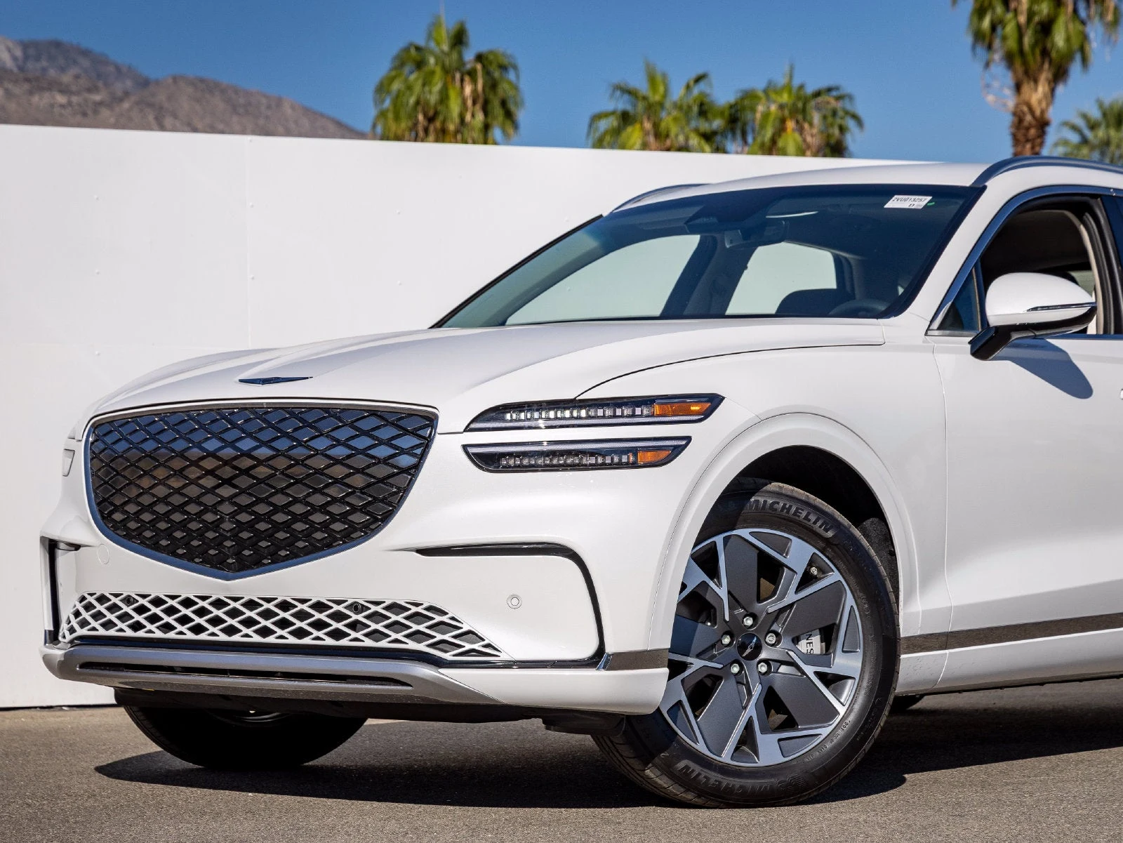 2027 Genesis Electrified GV70 (2025 Update), 2/20