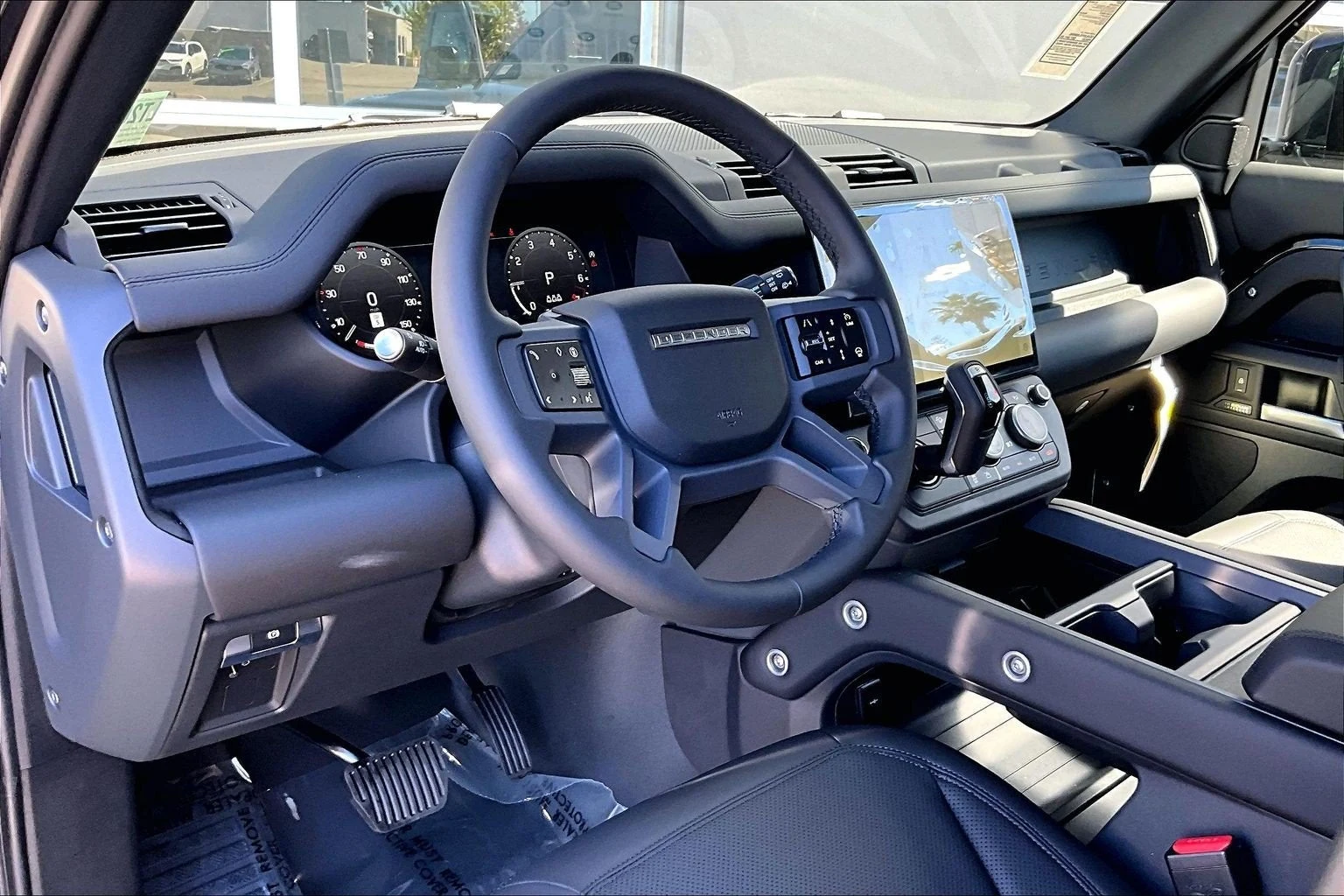 2026 Land Rover Defender 110 X-Dynamic SE (L663), 6/14