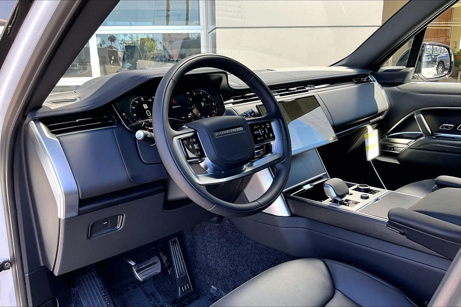 2027 Land Rover Range Rover SE (L460), 6/14