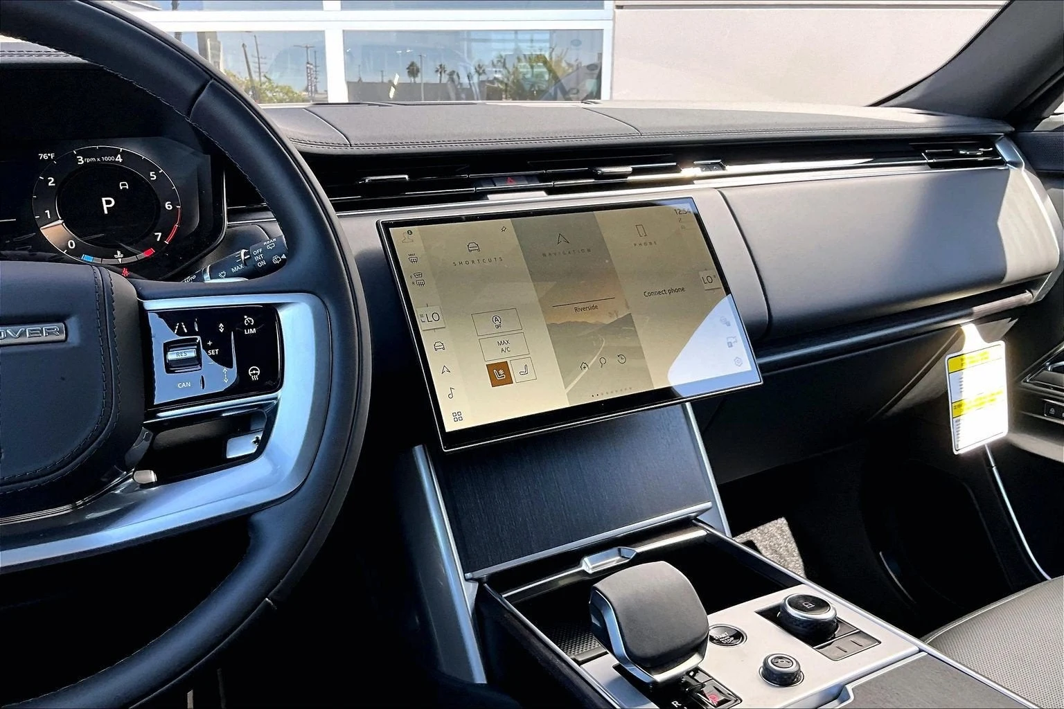 2027 Land Rover Range Rover SE (L460), 7/14