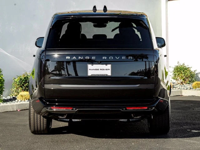 2027 Land Rover Range Rover SE (L460), 8/20