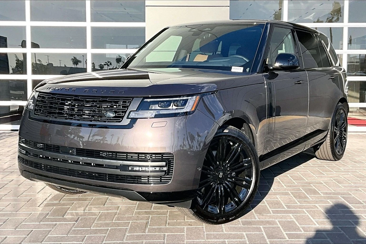 Land Rover Range Rover SE LWB (L460) · Charente Gray Premium Metallic · Indigo Auto Group