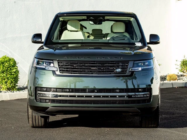 2027 Land Rover Range Rover SE LWB (L460), 3/20