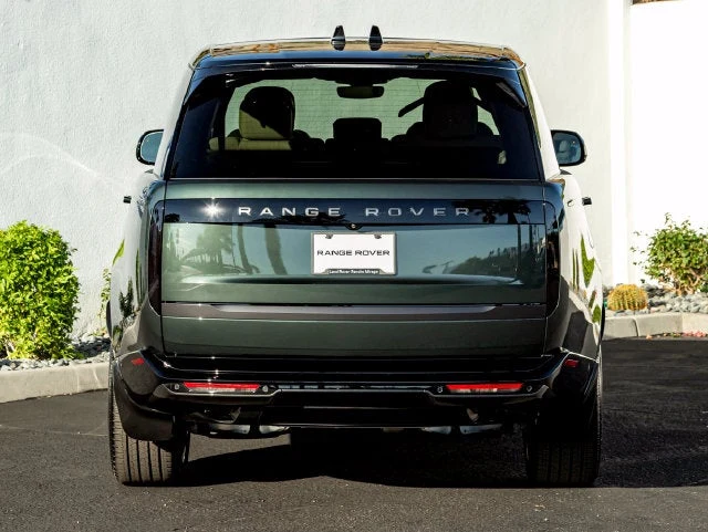 2027 Land Rover Range Rover SE LWB (L460), 8/20