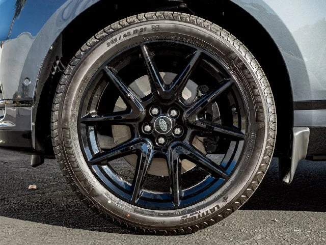 2026 Land Rover Range Rover Velar P250 (L560), 11/20