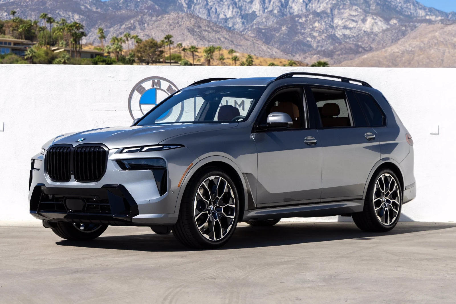 BMW X7 xDrive40i (G07) · Skyscraper Grey Metallic · Indigo Auto Group